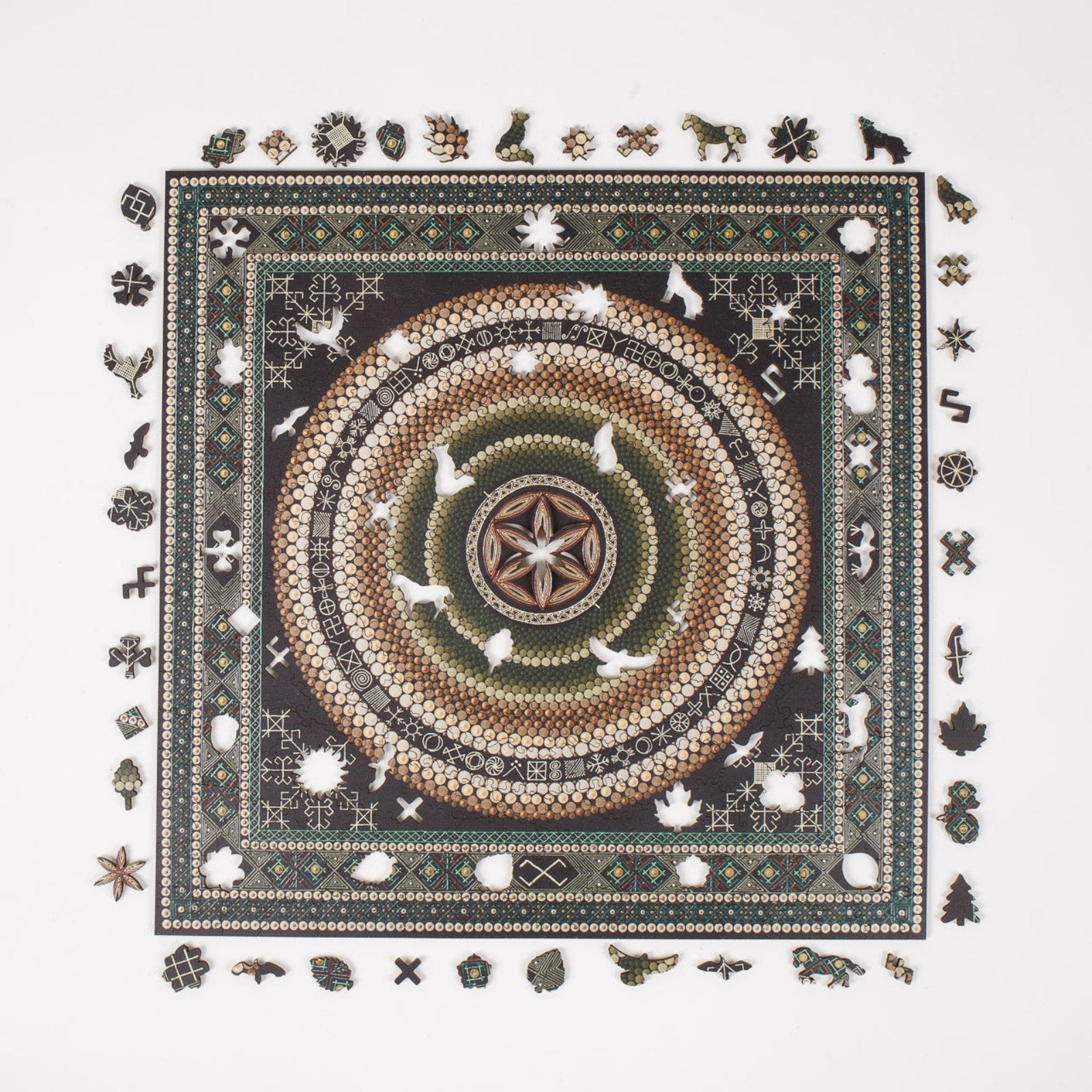 Mandala BALTŲ SAULĖ